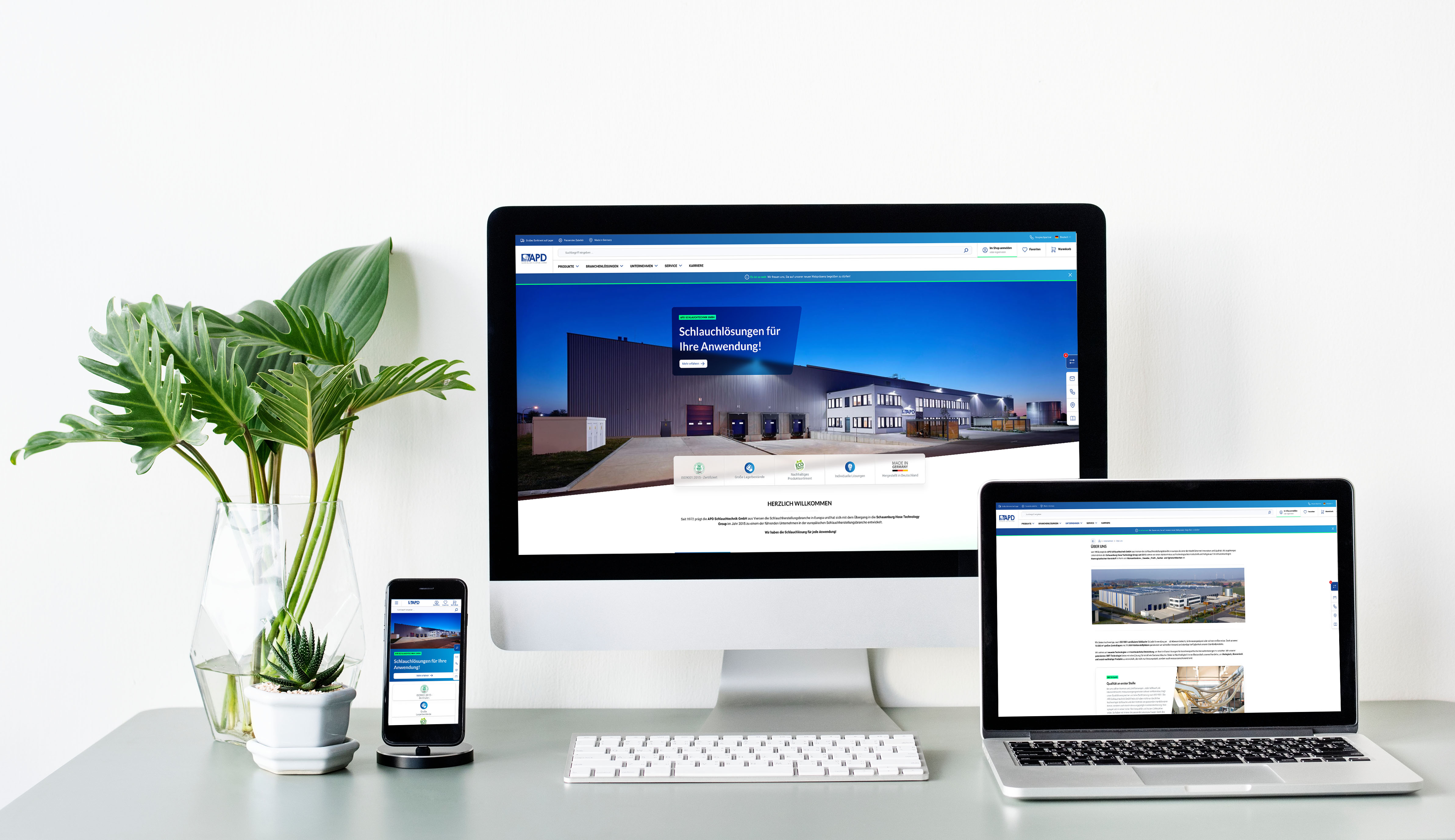 Our new Website is Online! Pc, Laptop, Topfpflanze, Bildschirm, Überwachen